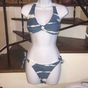 Letarte bikini. Tie dye stripe.